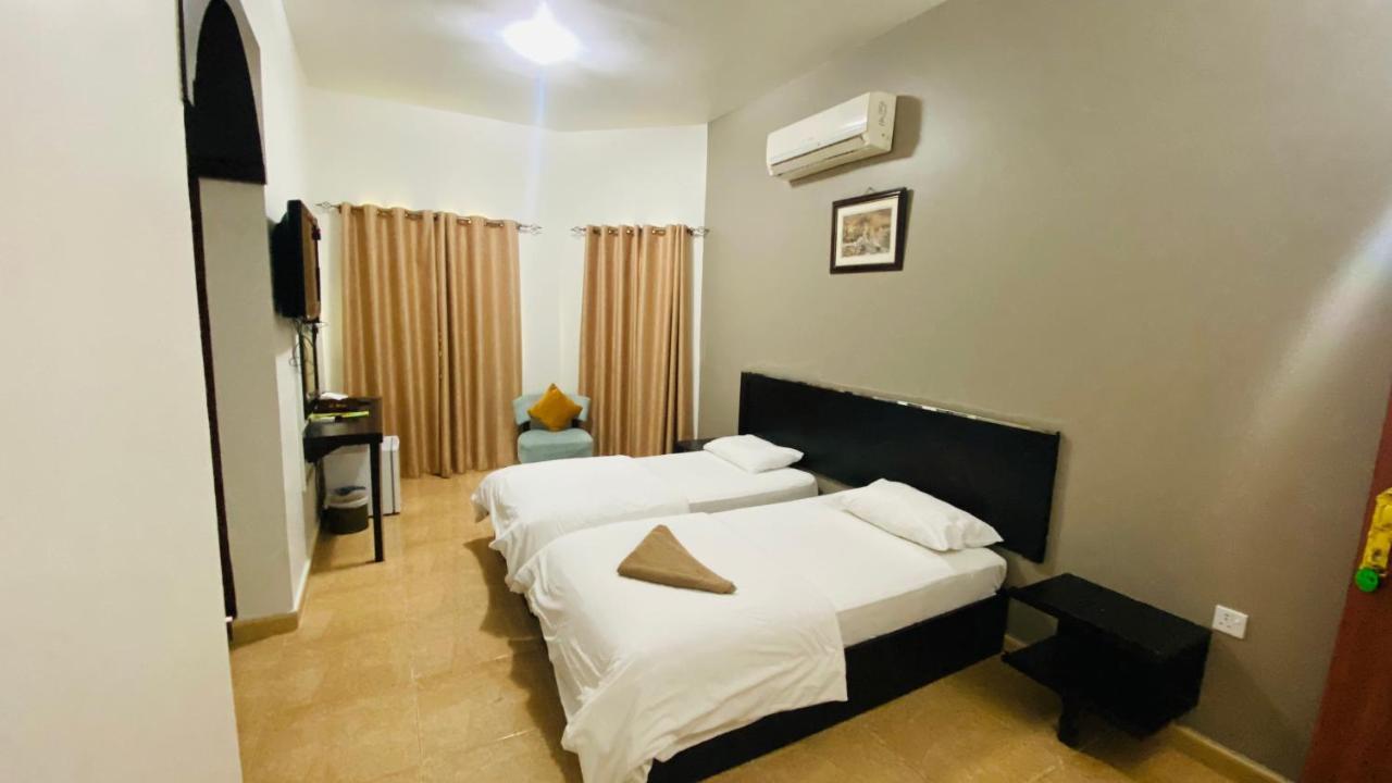 อัล มุลตากา โฮเต็ล Hotel โซฮาร์ ภายนอก รูปภาพ