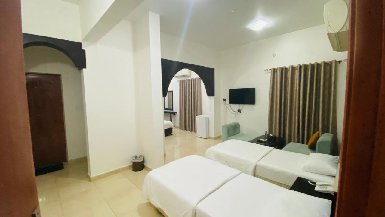 อัล มุลตากา โฮเต็ล Hotel โซฮาร์ ภายนอก รูปภาพ